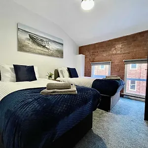 1 Silvester Square Apartment